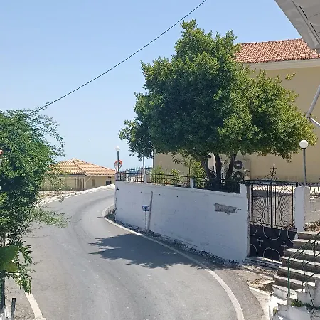 Loulia Agios Petros (Lefkada)