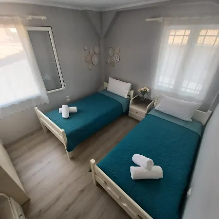 Holiday home Loulia Agios Petros (Lefkada)